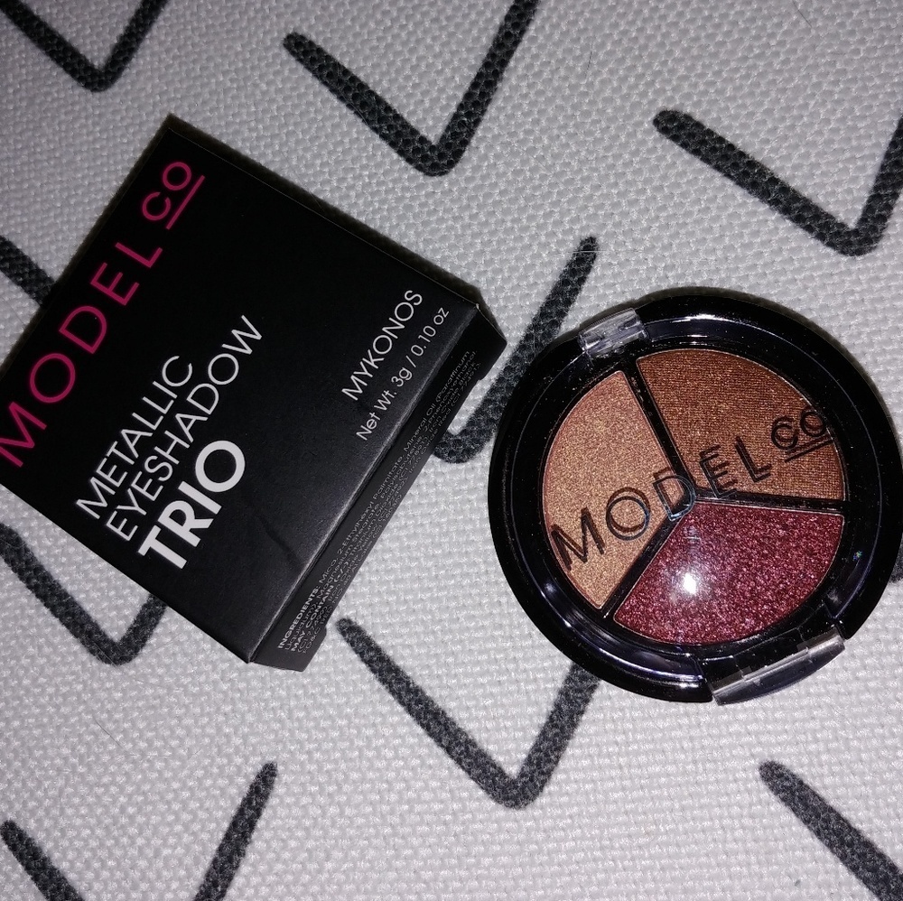Metallic Eyeshadow Trio - Picture 1 of 2